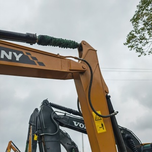 Offre Spéciale : Excavatrice sur chenilles SANY SY155C d'occasion, godet de 0,6 m³, brise-roche en option, très bien entretenue, matériel de terrassement à vendre - Product Image 3