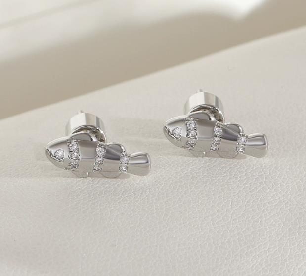 Silver-1.3*0.6cm small fish