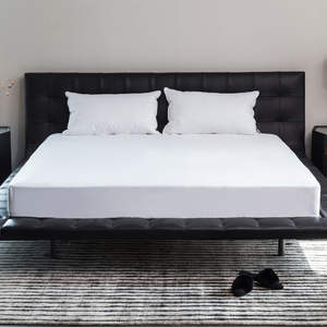 Оптовая продажа, водонепроницаемая Водонепроницаемая Защитная наматрасная накладка из микрофибры и 100% полиэстера, защита от аллергии - Product Image 1