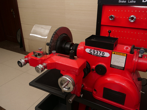 Machine à tournage automatique numérique de disques <span class=keywords><strong>et</strong></span> de tambours de <span class=keywords><strong>frein</strong></span> pour freins de voiture - Product Image 4