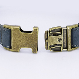 Collier pour chien personnalisé en cuir PU avec boucle serpent, étiquette nominative durable, collier d'identification de créateur pour chiens - Product Image 2
