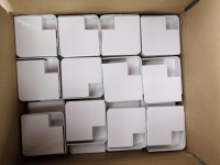 Système de gestion et de câblage électrique en PVC : gaines de câblage et accessoires coudés en PVC, conçus pour les dimensions 10x10, 20x12, 40x25