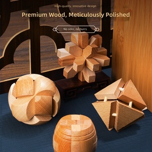 Cadenas de Luban en bois, Cadenas de Kongming, Vente en gros, Ensemble complet, Jouet de démontage et de puzzle pour enfants et étudiants, 0-24 mois - Product Image 3
