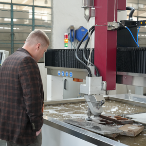 L'usine YC fournit la découpeuse de verre de coupeur de Jet d'eau de CNC pour la machine industrielle de CNC de verrerie pour la conception de verre - Product Image 6