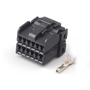Conector Automotriz de 12 Posiciones, Plástico Negro IP20, Uso en Automóviles, DT04-3P-P007, Terminación Macho y Hembra - Product Image 2