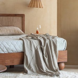 Solid Wood Queen Size Bed <b>Frame</b> Modern Platform Bed Luxury Bedroom Furniture for Contemporary Home Hotel and Resort Projects - Product Image 3