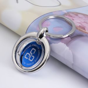 Chaveiro esportivo com logotipo personalizado para carro, chaveiro giratório de metal com rotação de 360 graus, fabricante por atacado de desenho livre. - Product Image 1