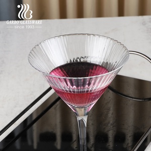 Verres à pied en verre à <span class=keywords><strong>vin</strong></span> rouge à longue tige soufflée à la main Verres à pied haut de gamme en cristal sans plomb Verrerie à boire Champagne Restaurant - Product Image 2
