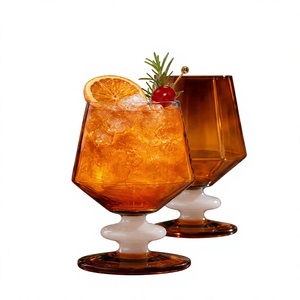 Copas de Cóctel de Borosilicato Hechas a Mano de 340 ml, sin Plomo, con Tallo de Color, Reutilizables, para Martini, Venta al por Mayor para Fiestas - Product Image 2