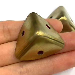 Stainless Steel <b>Corner</b> <b>Protector</b> 25mm Right Angle Gold Metal Hardware For Box Luggage Making - Product Image 2