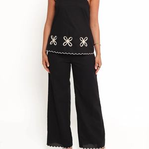 Traje de Dos Piezas para Mujer, Bordado Floral de Excelente Calidad, Estilo Casual, Algodón/Lino Sólido, Personalizado OEM - Product Image 1