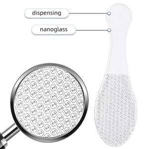Râpe à callosités en verre droit, surface en nanoglass durable, design simple pour le soin des pieds - Product Image 6