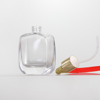 Atomiseur de parfum rechargeable de luxe 30 ml, flacon en verre transparent avec bulbe rouge et tuyau flexible, fabriqué en Chine, modèle ASP301515