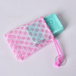 Sac de rangement pour savon suspendu avec cordon de serrage et ventouse, filet à bulles pour le rangement du savon - Product Image 2