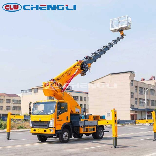 Truck-Mounted Boom Crane & Aerial Work Platform Construction Engineering Lifting Sinotruk 2-4Ton Capacity 15-20m Lifting