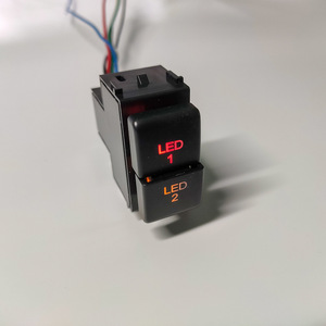 สวิตช์รวมนิสสัน รุ่น CD-2018 ปุ่มคู่สำหรับไฟตัดหมอก ไฟเดย์ไลท์ กล้องติดรถยนต์ อุปกรณ์เสริมสำหรับการอัพเกรด - Product Image 1