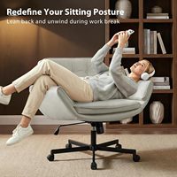 Chaise Laian Criss Cross avec accoudoirs réglables en 5 positions, chaise de vanité pivotante en cuir PU adaptée aux animaux domestiques avec roulettes, confortable
