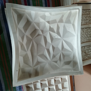 Moule à blocs de mur de soutènement en béton à prix de gros pour la fabrication de bassins en pierre artificielle - Product Image 3