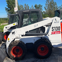Chargeuse compacte sur chenilles, moteur Kubota, haute maniabilité, Bobcat S130, mini-chargeuse d'occasion pour chantiers étroits