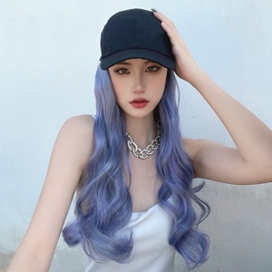 Casquette de baseball pour femme avec cheveux longs synthétiques ondulés intégrés, simulation de cheveux longs bouclés, densité 100%, aspect naturel - Product Image 2