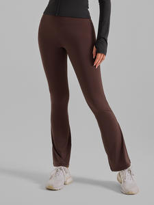 Leggings de yoga évasés à taille haute avec logo personnalisé pour femmes - Nylon et élasthanne respirants - Product Image 5