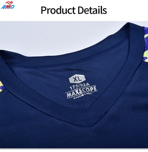 Ensemble de maillots de football bleu rétro personnalisé pour adultes et enfants, kit d'uniforme de l'équipe de football du Brésil comprenant un short pour les saisons d'été et d'automne - Product Image 4