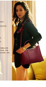 Sac fourre-tout de luxe en cuir PU pour femme, sac à bandoulière, sac à main de créateur personnalisé pour dames - Product Image 2