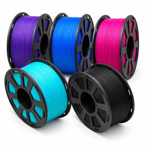 チェスの駒のデザイン、ボードの装飾、関連する卓上アートプロジェクト用のPLA 3Dプリントフィラメント - Product Image 1