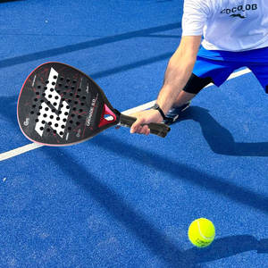 Raquette <span class=keywords><strong>de</strong></span> padel en fibre <span class=keywords><strong>de</strong></span> carbone 24K prête à être expédiée, 40 mm avec finition sable 3D, <span class=keywords><strong>l</strong></span>éger, écologique, durable, 80 graphiques - Product Image 4