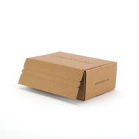 Boîte d'expédition postale autocollante noire personnalisée avec logo, doublure en éponge gaufrée, recyclable, pour l'emballage des chaussettes