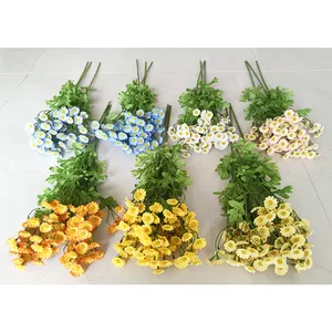 Crisantemo variopinto artificiale dei fiori di seta della camomilla crema all'ingrosso di YIWAN per la decorazione domestica di nozze