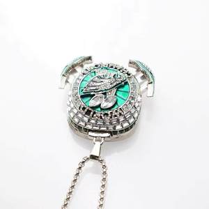 Nouveau Collier Pendentif Aigle Doré Tendance Sportif de Haute Qualité en Alliage Écologique pour Mariage, Vente Chaude en Gros, Meilleures Ventes - Product Image 4