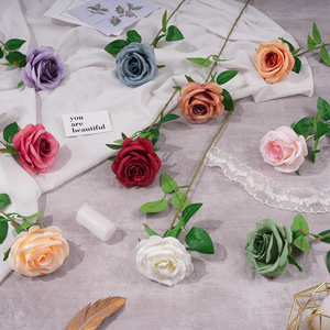 Rosa Artificial de Seda, Rosa Decorativa para Bodas, Hogar, Sala de Estar, Accesorios para Fotos, Rosa Champán, Moldeada por Inyección - Product Image 1
