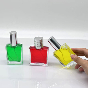 Parfums en stock, Cologne originale pour homme, Vaporisateur pour le corps, Fragrance Femme, <span class=keywords><strong>Eau</strong></span> <span class=keywords><strong>de</strong></span> <span class=keywords><strong>Parfum</strong></span> originale, Oud, <span class=keywords><strong>Parfum</strong></span> unisexe - Product Image 5