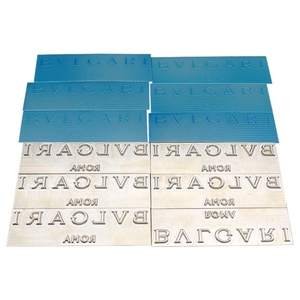 Placa de Cobre Personalizada con Estampado en Caliente para Hacer Invitaciones, Sobres Rojos, Tarjetas de Felicitación con Relieve - Product Image 3