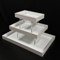 Support de présentation de nourriture à 3 niveaux en acrylique durable de l'usine Gaojian, support carré empilable pour les buffets et les traiteurs