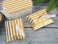 Elegantes Cajas de Regalo de Cartón con Rayas Doradas, Laminado Mate, Forro de Esponja, Cordón Elástico, Etiquetas Colgantes de Agradecimiento
