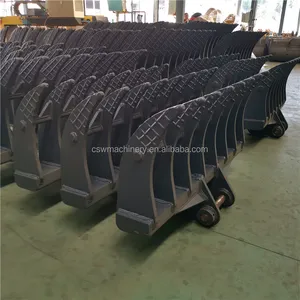 Mini Excavator Rake Ember Root Rake Ember untuk 3-4 Ton Mini Penggali TB230 Kubota U35