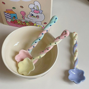 Cuchara de mango largo de cerámica bonita, cuchara para agitar café y postre estilo Ins, cuchara para helado de macarrón para uso doméstico - Product Image 5