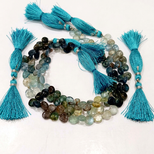 Perles bleues en forme de cœur en aquamarine, vendues par brin de 9 pouces de long - Product Image 3