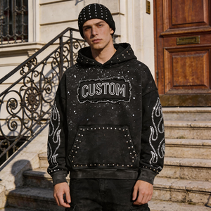Sweat à capuche streetwear personnalisé en coton épais 400 g/m² avec appliqué en strass, logo brodé effet vieilli et patch, délavage acide pour <span class=keywords><strong>homme</strong></span> - Product Image 1