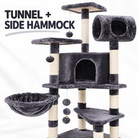 Arbre à chat en sisal gris avec tunnel surélevé, condo fermé et hamac latéral