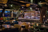 Ensemble table et chaises confortables pour restaurant, mobilier de restaurant moderne, design de banquette, fabrication de comptoirs de bar commerciaux