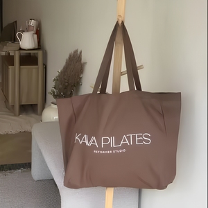 Bolsas de Mano Extra Grandes con Logotipo Personalizado, Bolsas de Compras Reutilizables de Lona de Algodón, Bolsa Deportiva Gigante para Yoga y Pilates - Product Image 1