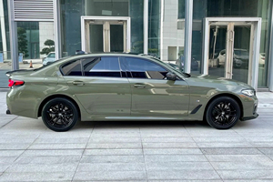 Vinilo para Rotulación de Vehículos, Verde Caqui, PET de Alto Brillo, 8.5mil, con Liberación de Aire, Auto-Reparable, para Recubrimiento Completo de Automóviles, Película de Cambio de Color, PPF - Product Image 3