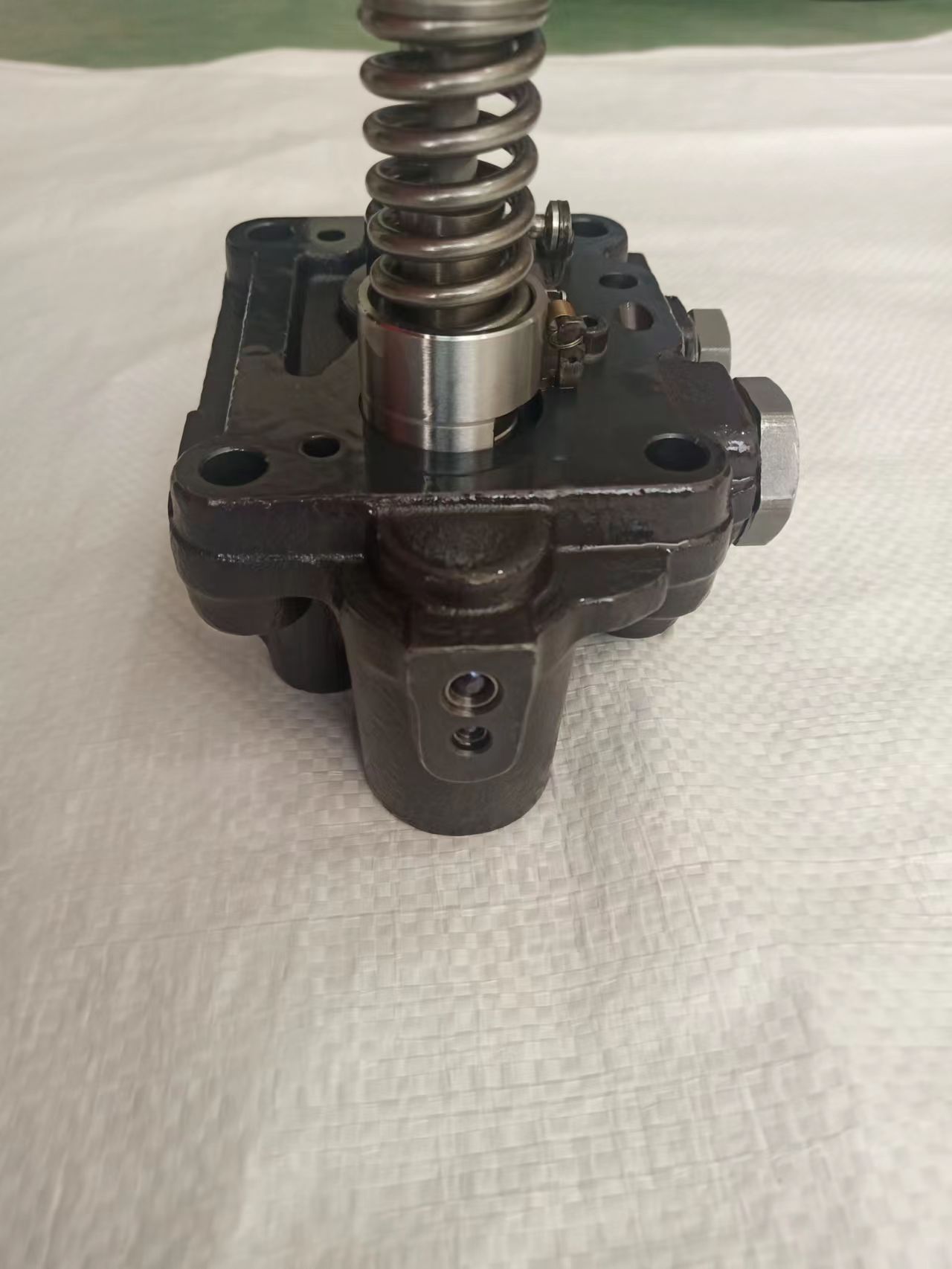 High Quality 4TNV88 X3 X4 X5 Pump Head Rotor 129602-51741 For Yanmar 3TNV88 3TNV88-SA 3TNV88-DSA 4TNE88 4TNV88 4TNV84 Engine