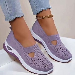 Chaussures plates décontractées pour femmes âgées, respirantes, antidérapantes, à semelle souple et doublure en mousse, pour l'été - Product Image 2