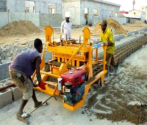 Máy làm gạch di động DIESEL nhỏ làm cho gạch rải rác làm đơn giản hơn máy làm khối rắn máy móc gạch - Product Image 6
