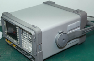 เครื่องวิเคราะห์คลื่นความถี่วิทยุ Keysight รุ่น 8595E 9 KHz-6.5 GHz แบบออปติคอล 041,130 (เอจิเลนท์) เครื่องมือจ่ายไฟสำหรับวัสดุอะลูมิเนียม/ไฟเบอร์ - Product Image 5
