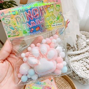 QQ Factory Direct Sales Wholesale TPR cat Paw Unique Soft Toy Gift Slow <b>Rebound</b> Toy Hamster cat Paw Pinch Toy - Product Image 2